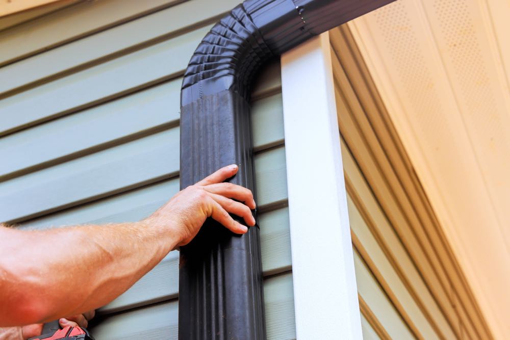 5 Signs It’s Time to Replace Your Rain Gutters